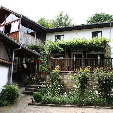 Hikers Hostel ヴェリコ・タルノヴォ エクステリア 写真